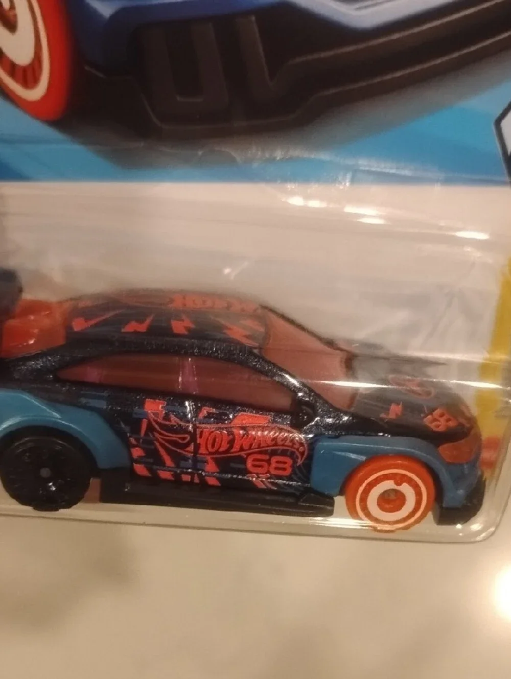 Mattel Hot Wheels Mercedes-Benz CLA HW - Blue & Orange